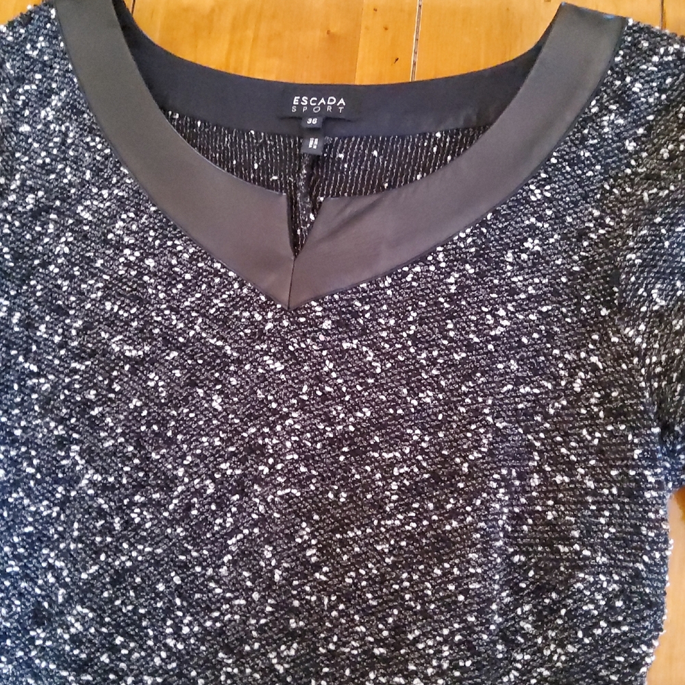 Escada Black and White Long Sleeve Dress. EUC. - Picture 2 of 5